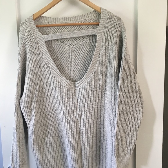 Kimchi Blue Open Back Sweater | CREAM - Picture 3 of 4